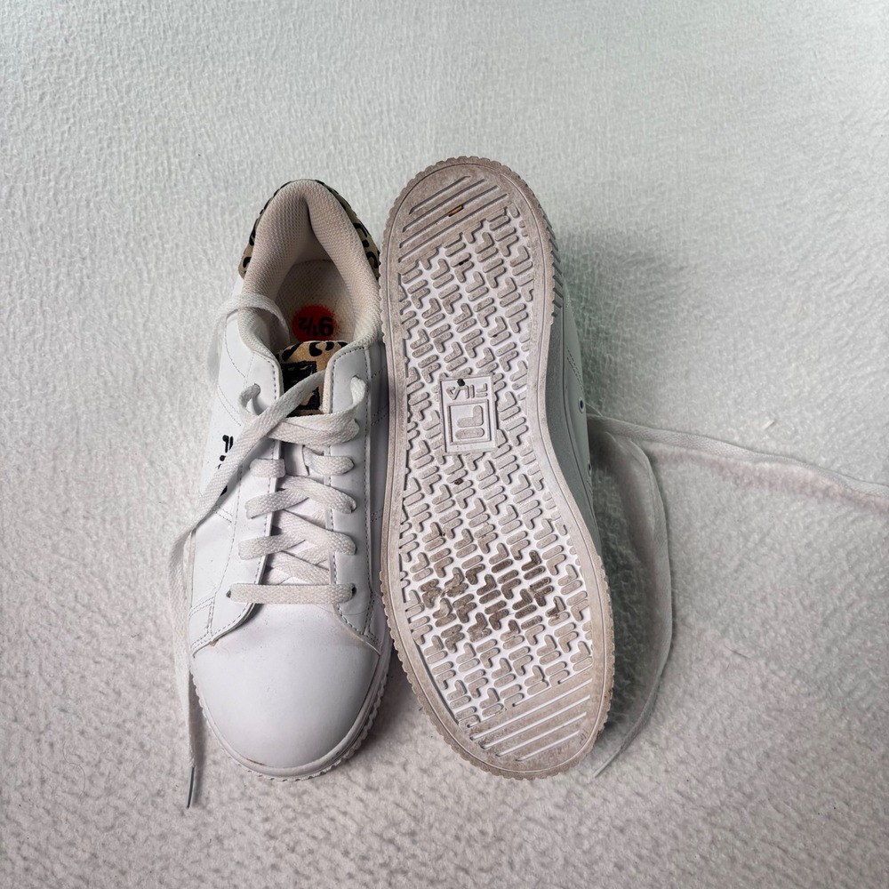 FILA Platform Sneakers Womens 9.5 White Leopard Print Heel Lace Up Casual Shoes